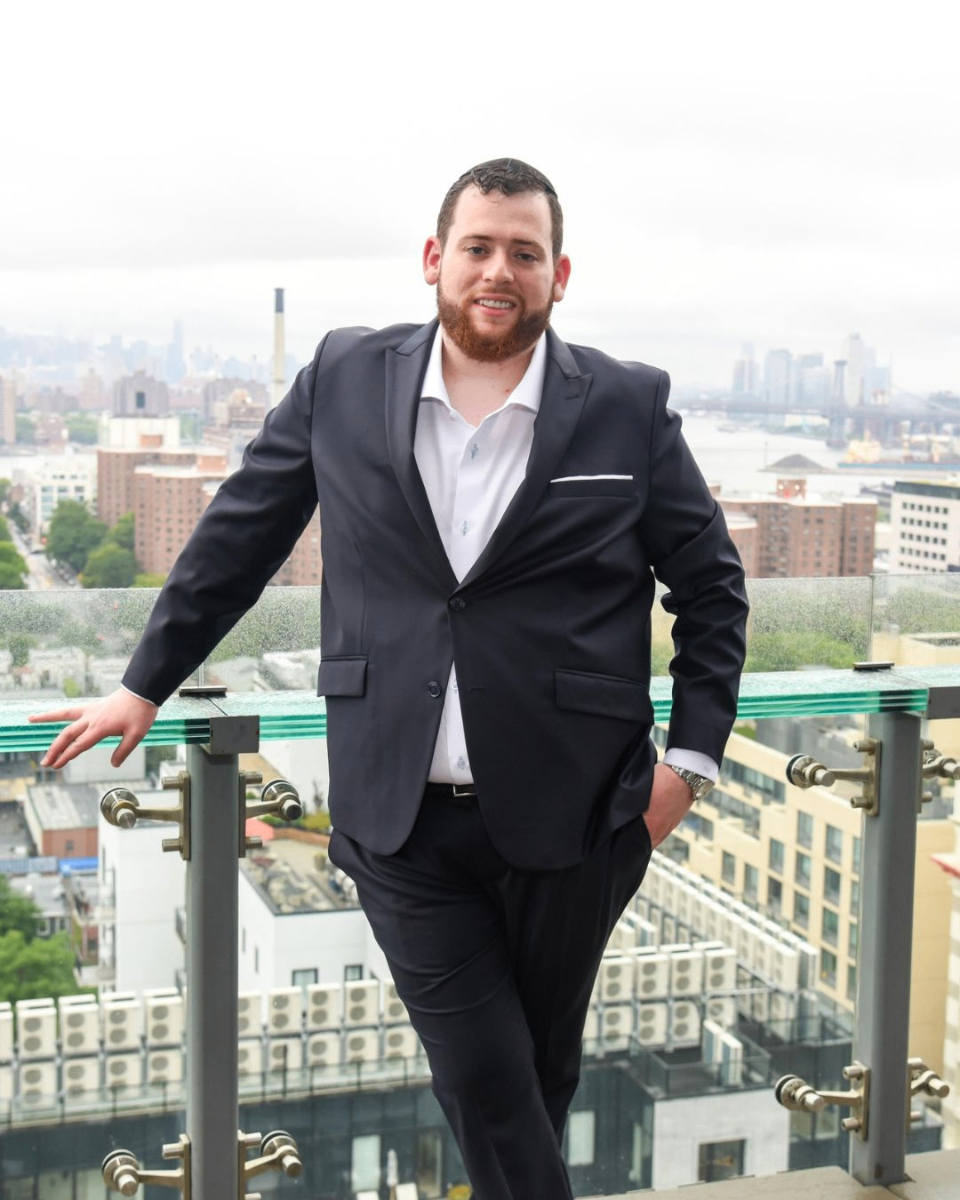 Ahron Gluck announces run for NYS Assembly