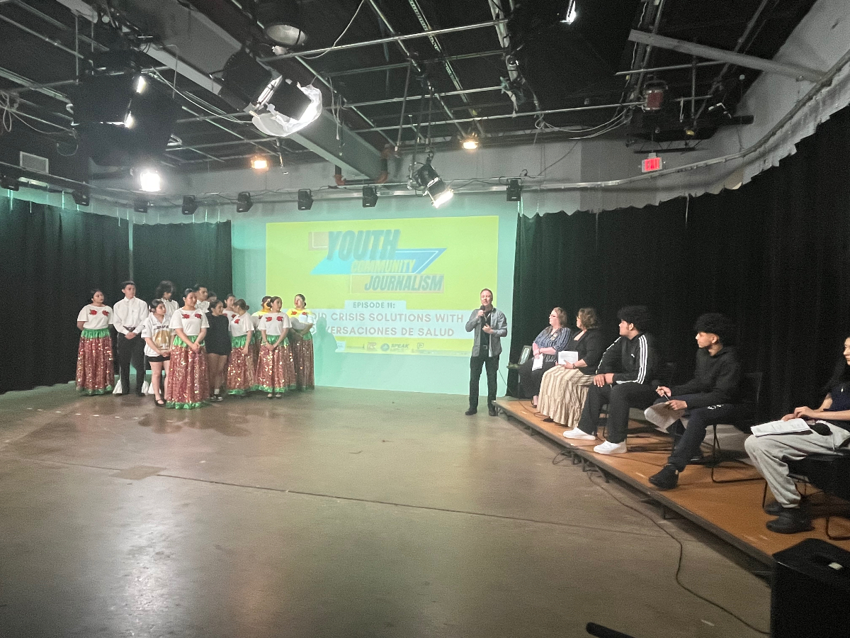 Jóvenes en conversación