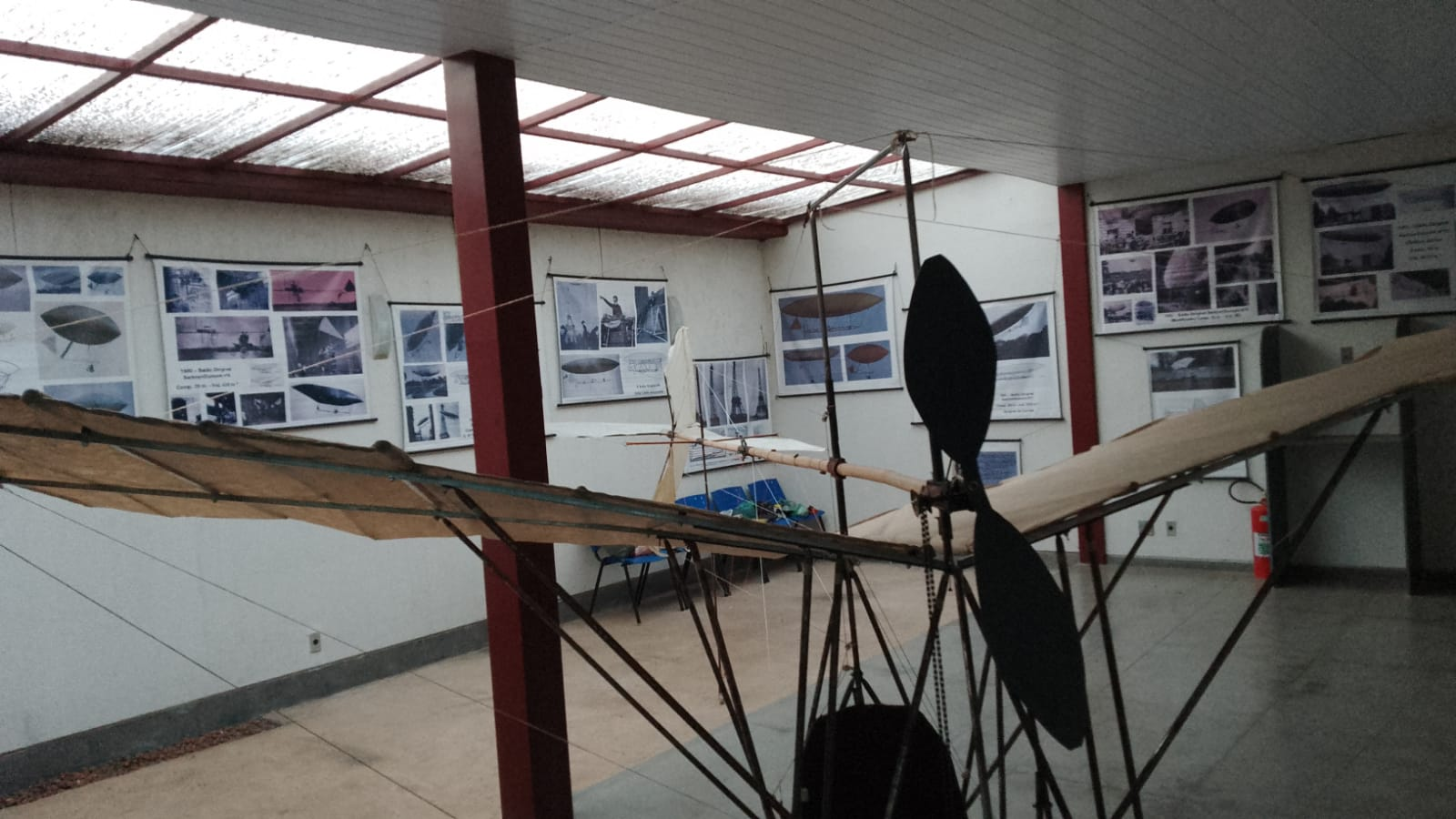 Réplica Demoiselle XIX