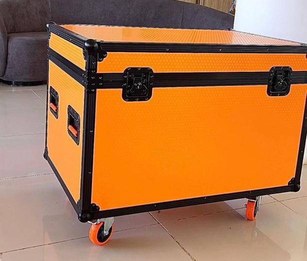 HEXA Black on Orange