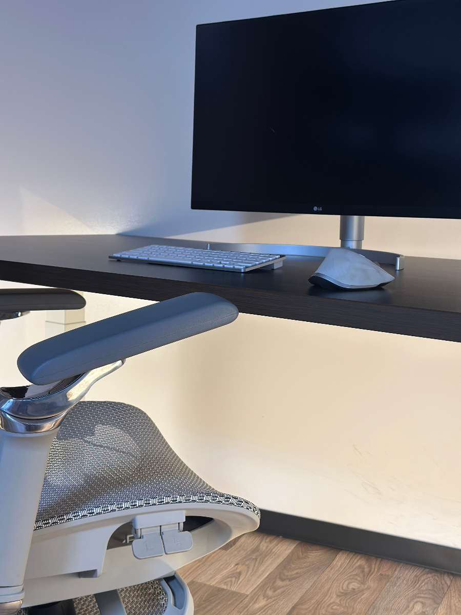 MeVER Chair Pro v2.0 ライフスタイルイメージ