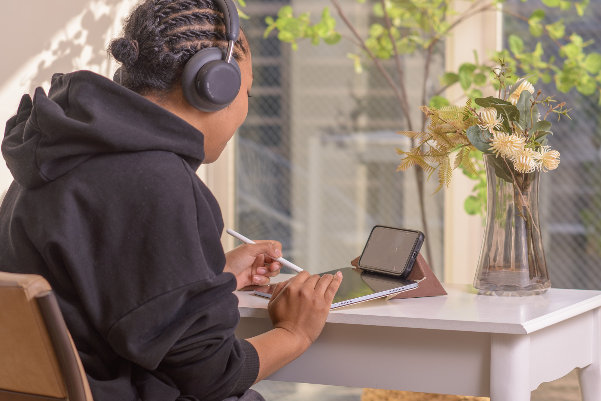 どこでも整う、"描くための空間"