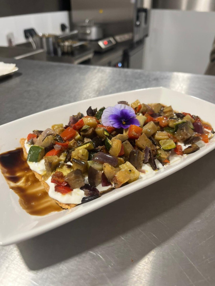 Tarte fine sur sa stracciatella