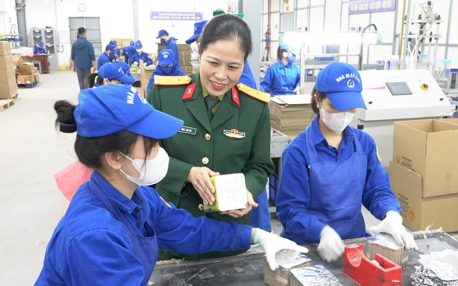 Xưởng sản xuất chính