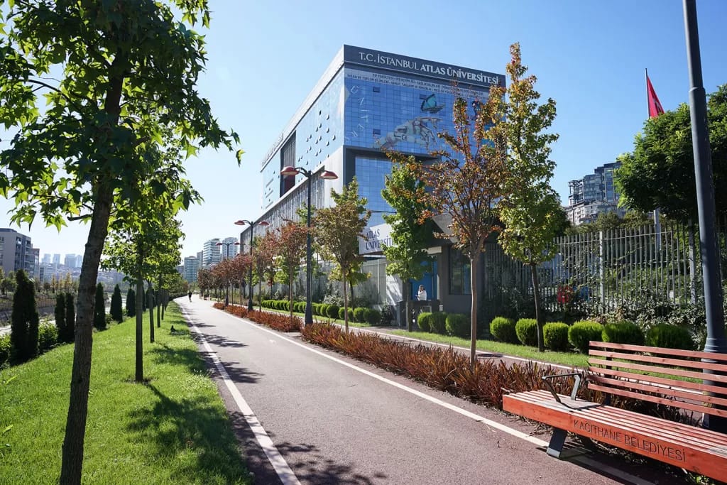 İstanbul Atlas Üniversitesi Kongre Merkezi