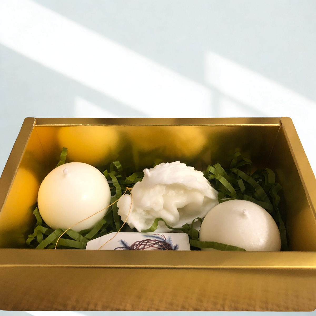 Skulptūrinė Trijulė - dovanų rinkinys žvakė