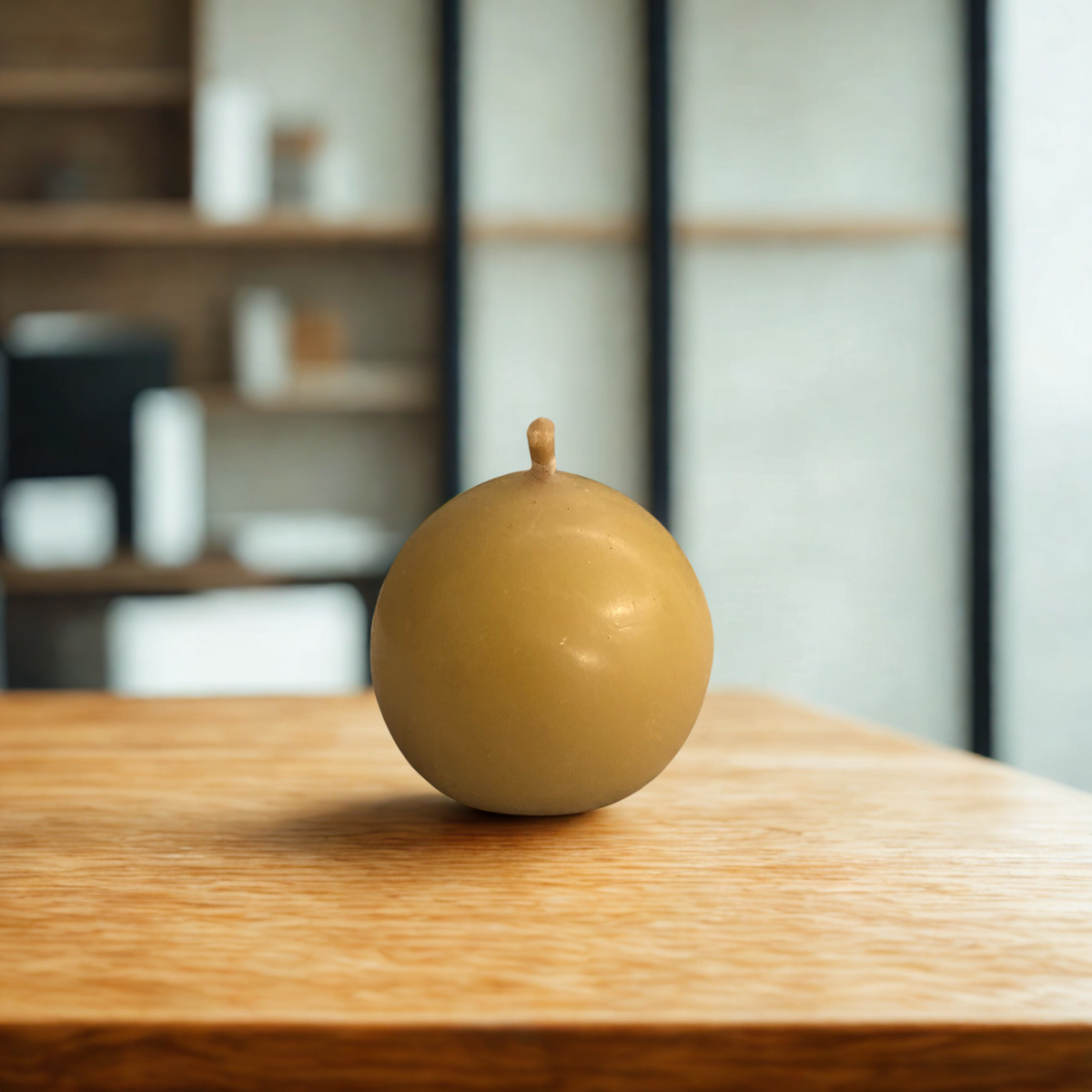 Auksinė Sfera - bičių vaško žvakė