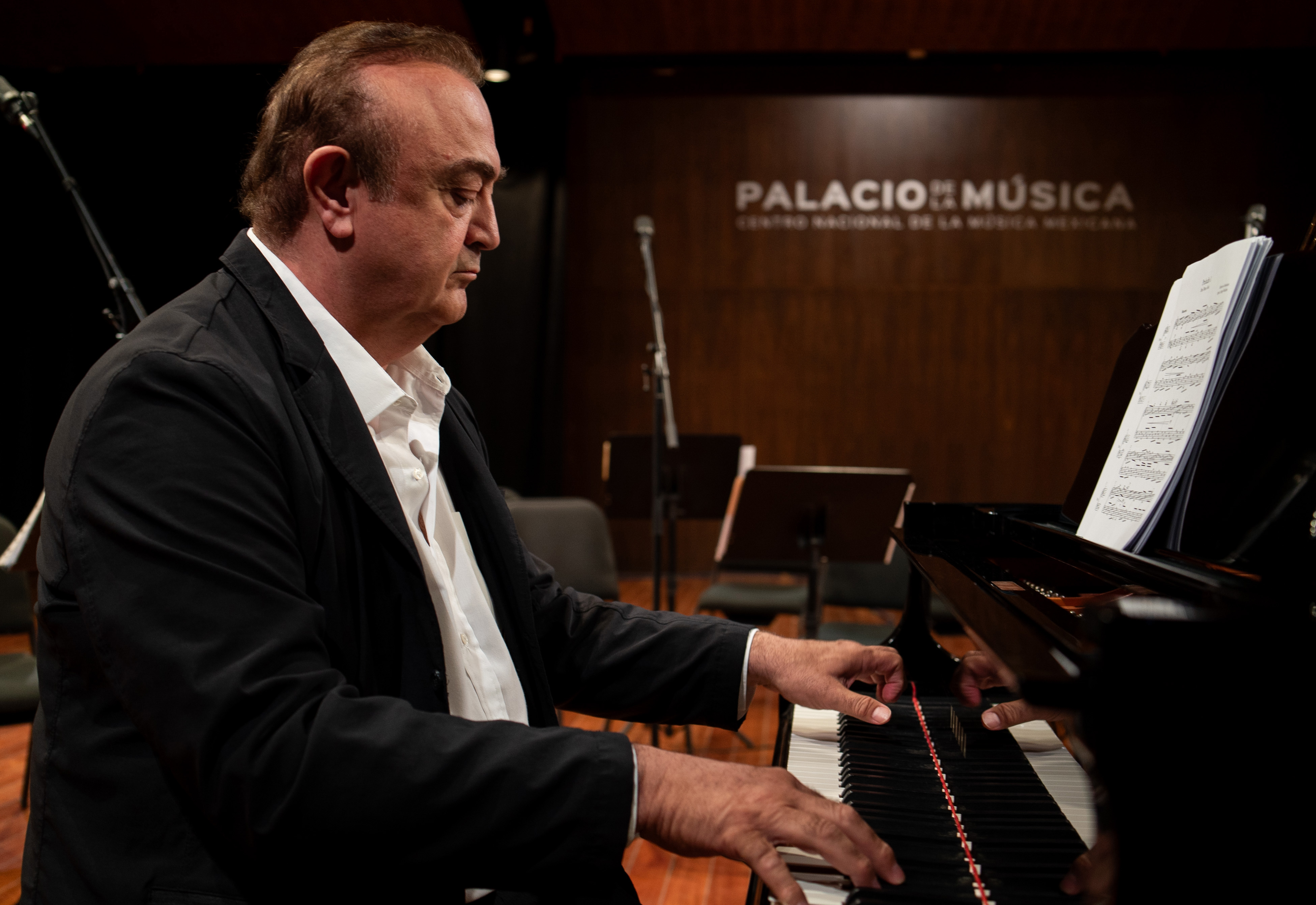 Roberto Abraham Portrait