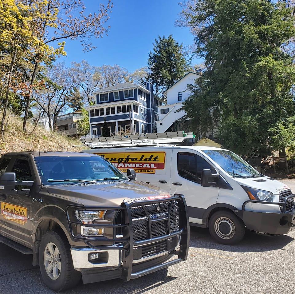 Langfeldt Mechanical technician at work