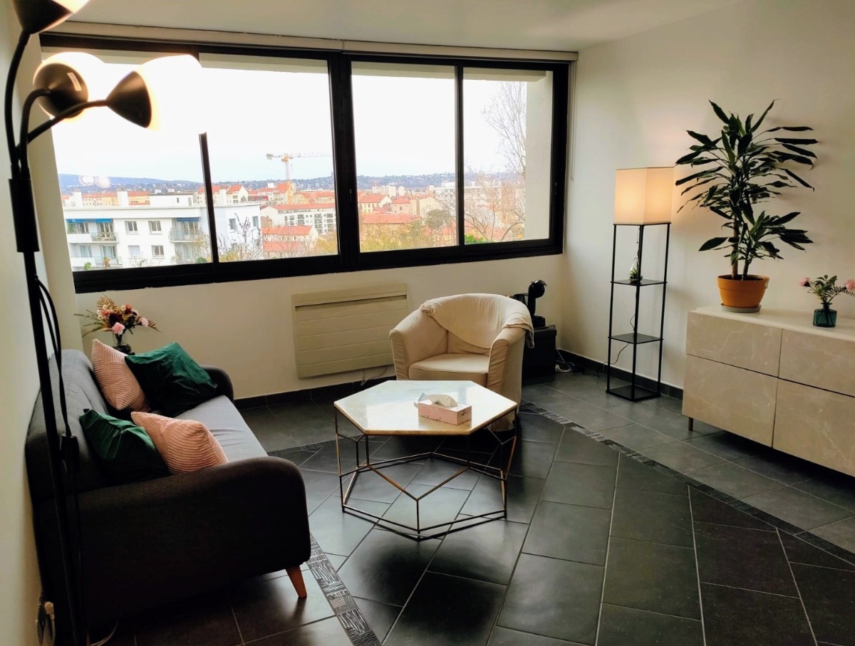 Cabinet de Maeva D'Ambrosio, psychologue clinicienne à Villeurbanne