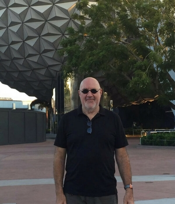 Caetano — Guia e Receptivo em Orlando