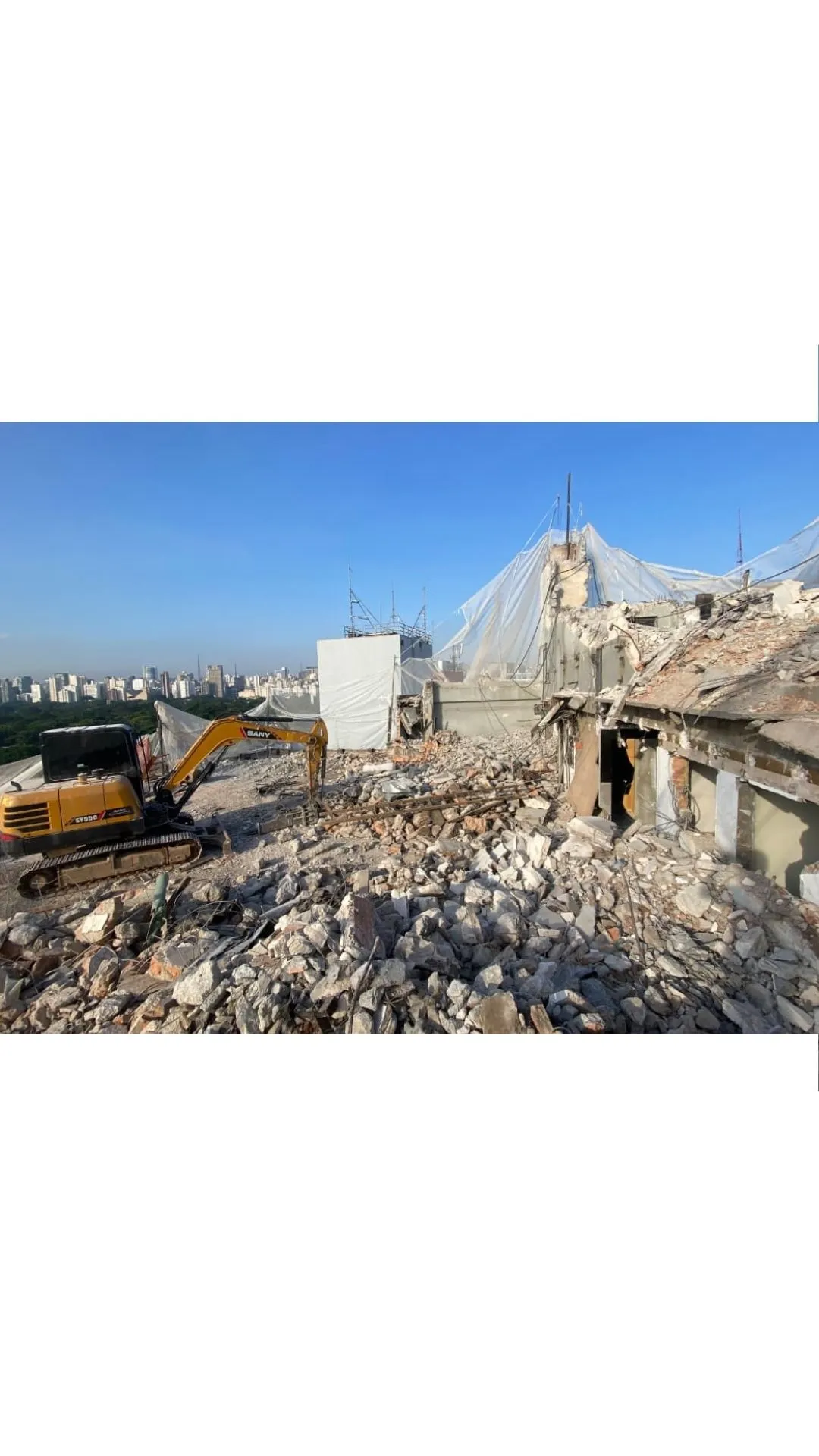 Serviço de demolição - Aurion Construtora