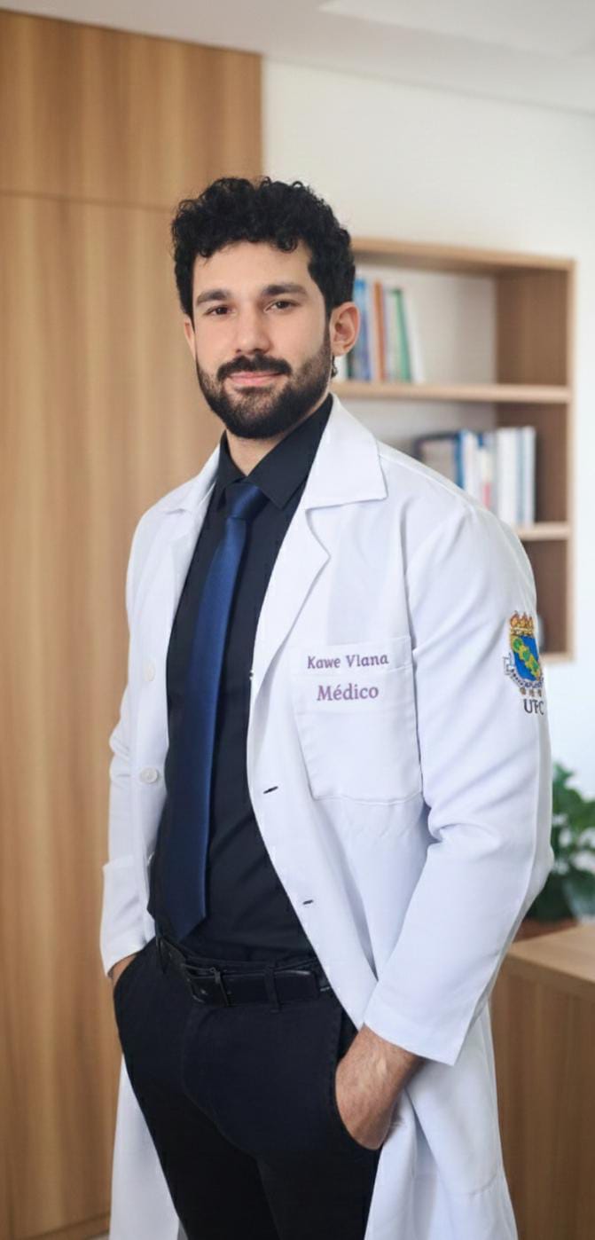 Dr. Kawe Viana - Médico com foco em endocrinologia especializado em emagrecimento