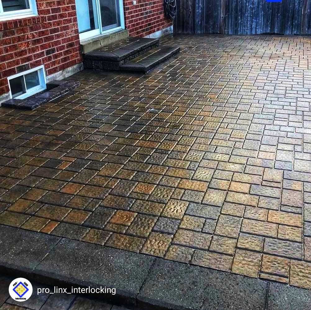 Interlocking patio in Calgary with herringbone pattern