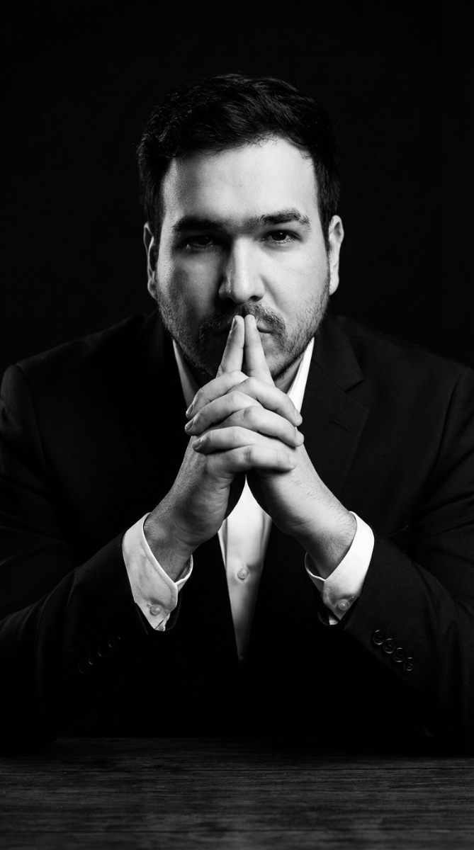 Danihec Delgado trabajando con IA