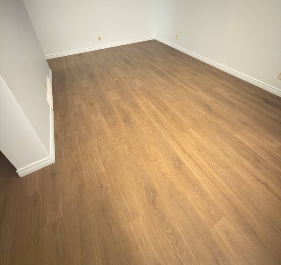 Laminate Transformation - After renovation After laminate transformation