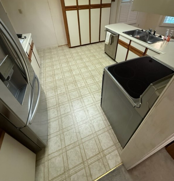 Kitchen Vinyl Upgrade - Before renovation Before kitchen vinyl upgrade