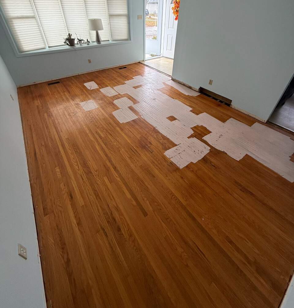 Laminate Transformation - Before renovation Before laminate transformation