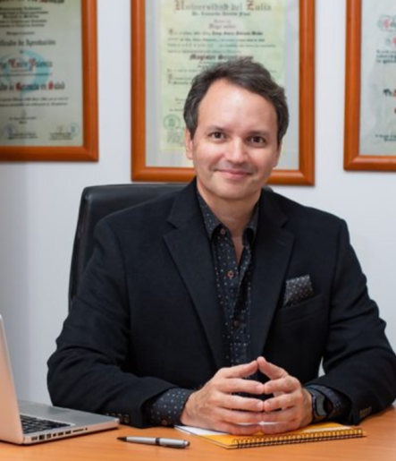 Dr. Jorge Palencia