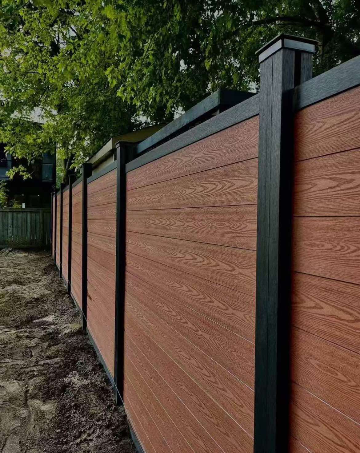 Metal fence installation Ontario — black aluminum privacy fence for homes in Mississauga and GTA