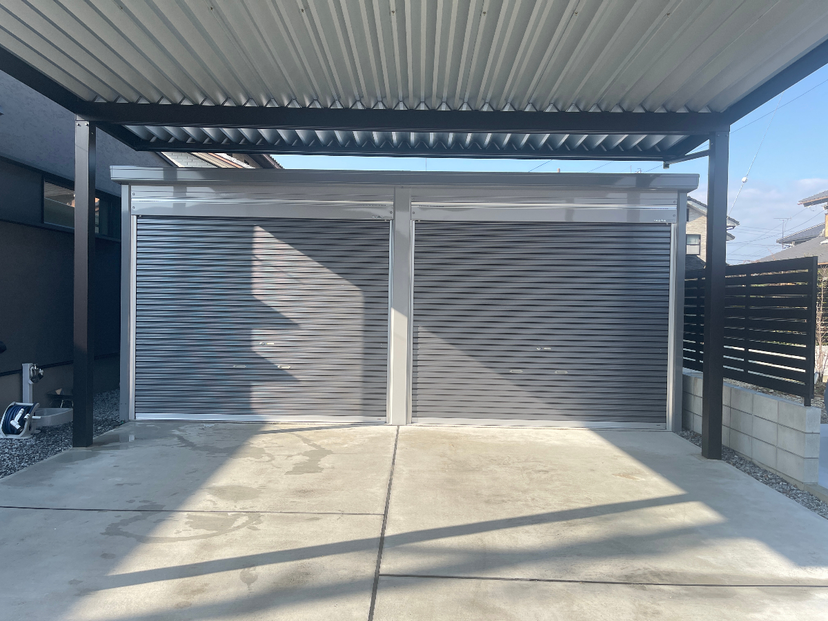 ガレージでの施工風景