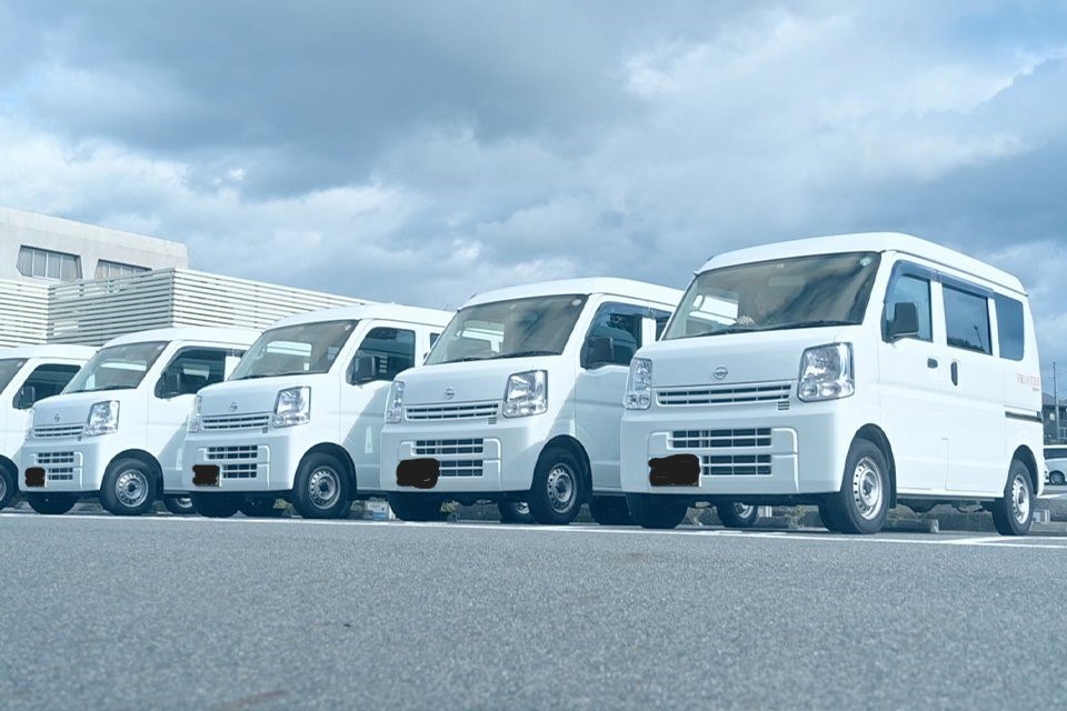 はじめの軽運送