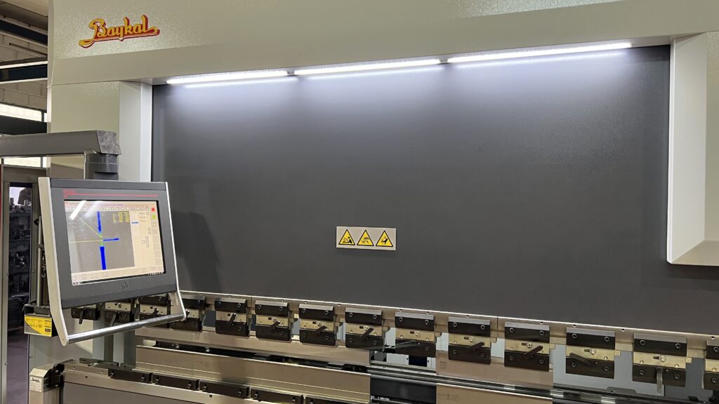 Plegado y Conformado - servicios de matricería y mecanizado en Madrid