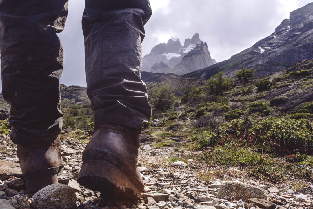 Paisaje patagónico con montañas
