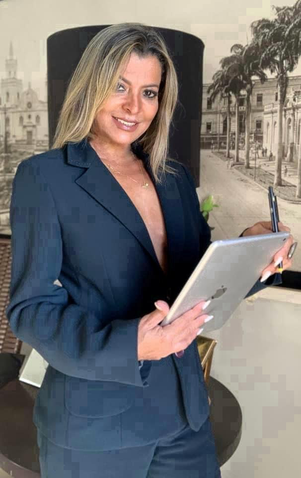 Le Miranda - Consultora de Imagem