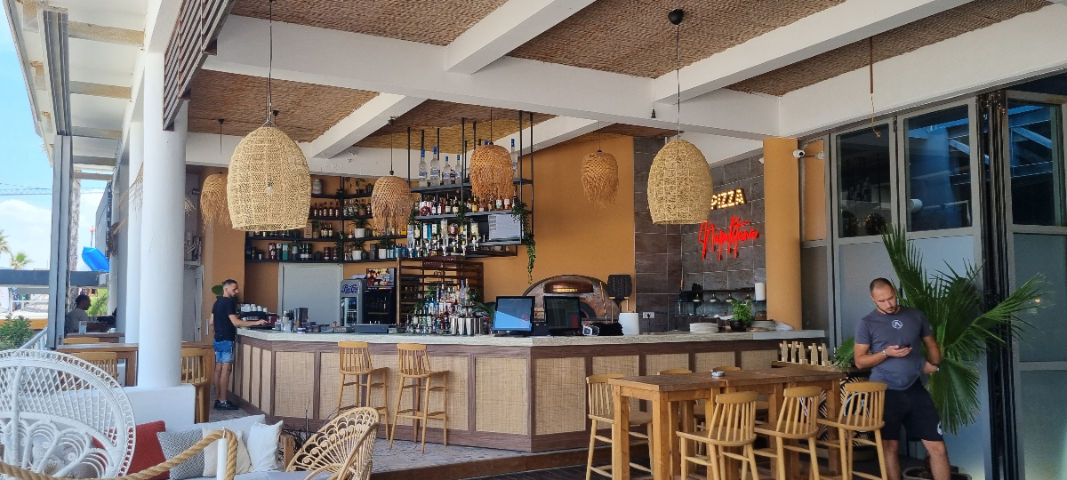 NOMAD Restaurant Bar - Zrće Beach