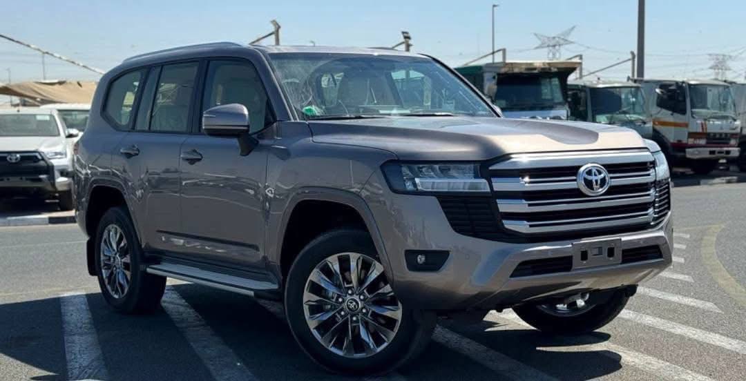 2025 TOYOTA LAND CRUISER GXR