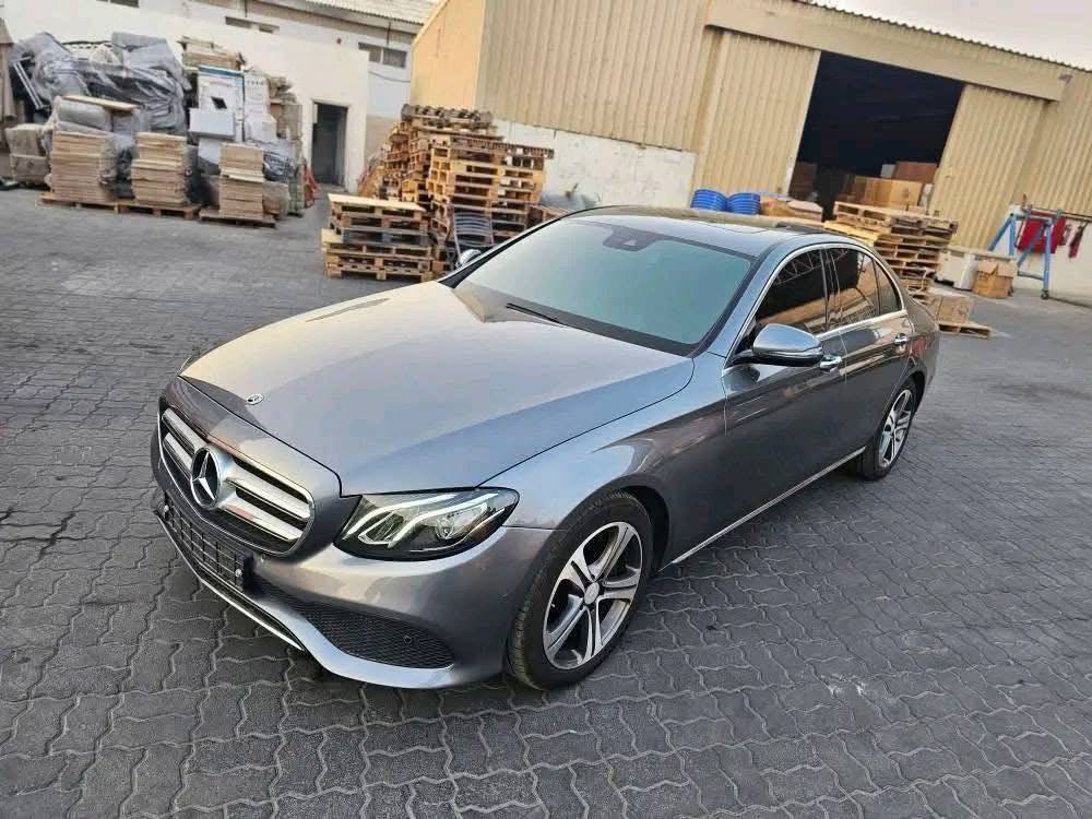 2019 Mercedes-Benz E300
