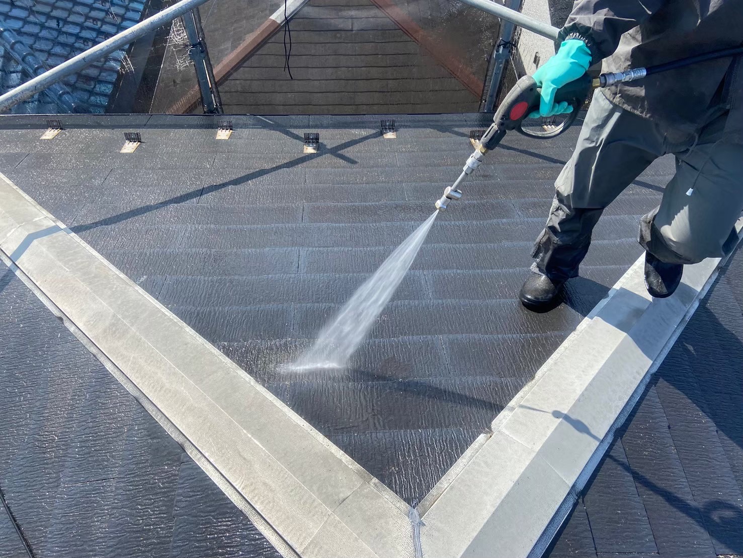 屋根塗装施工事例1