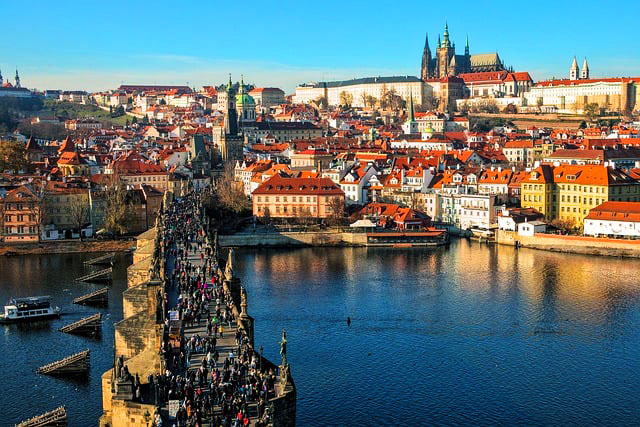 Prague Castle & Beer Culture: Czech Heritage Experience