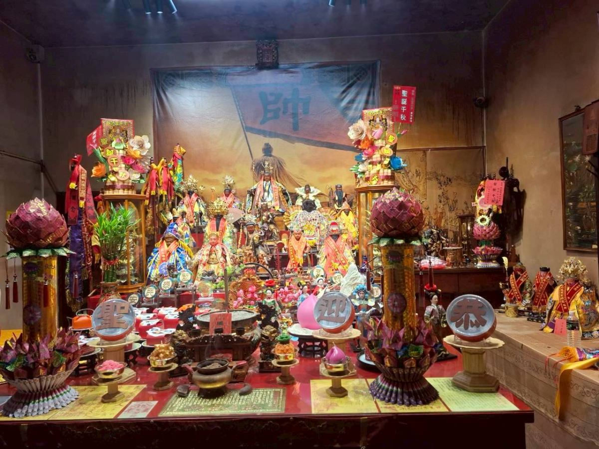 玉皇上帝御賜新宮名「行鎮宮」