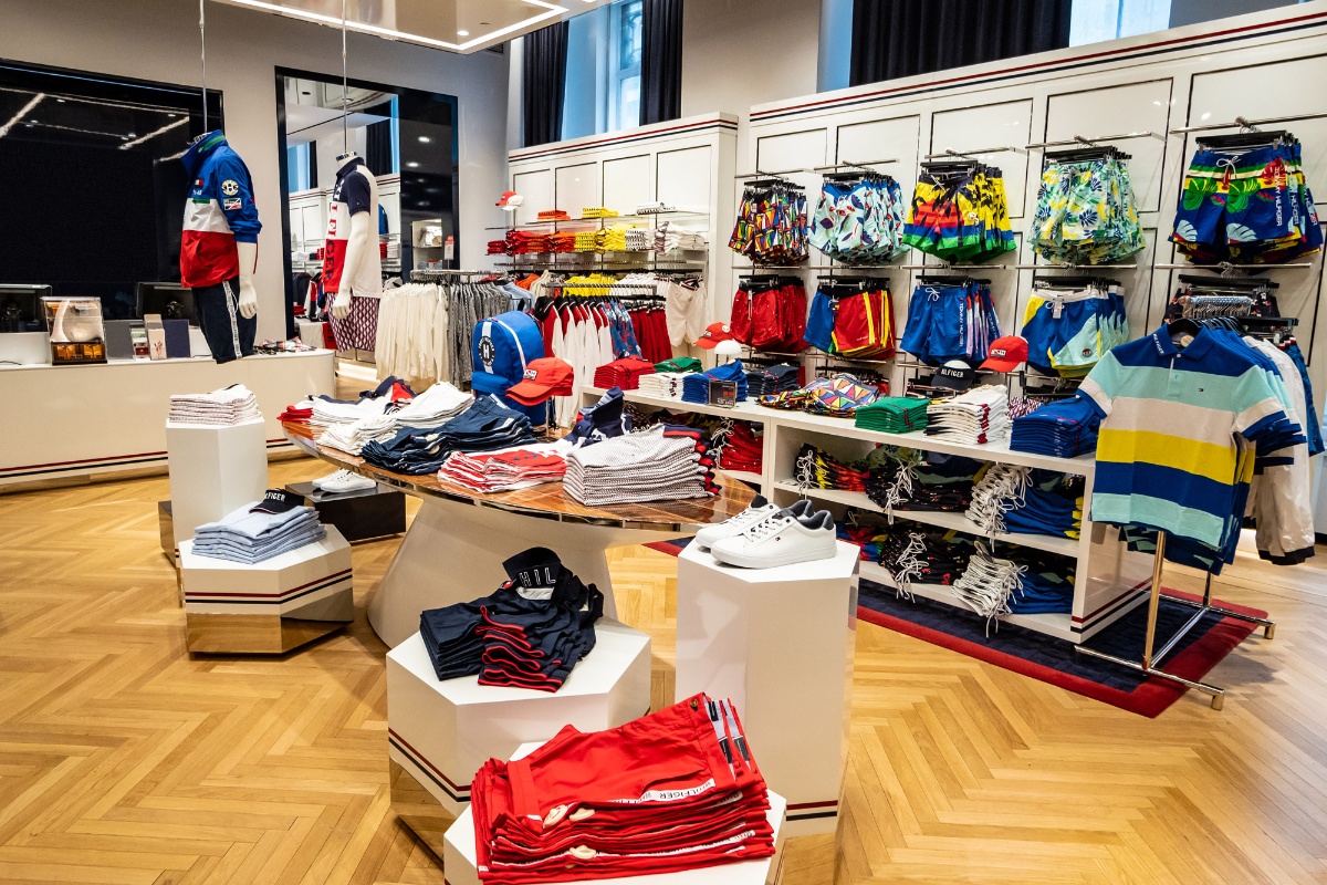 Tommy Hilfiger Men's Store - Image 3