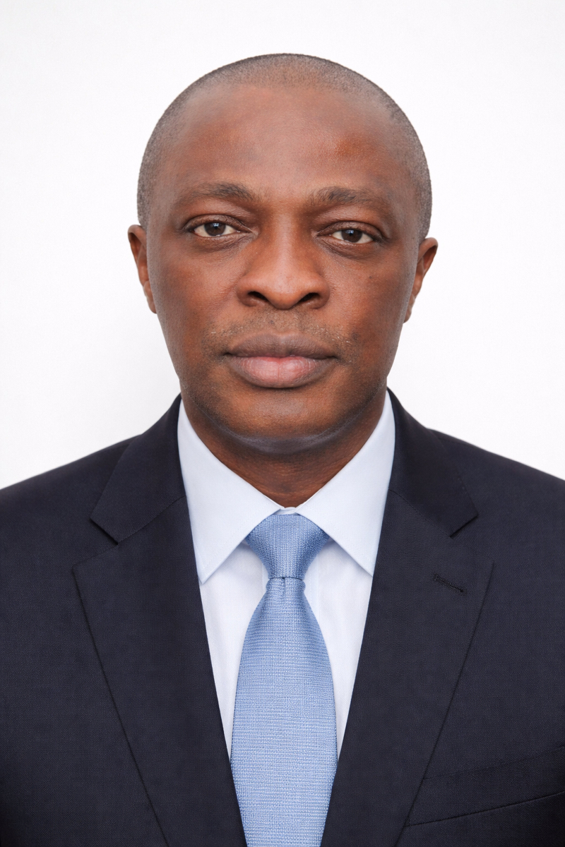 Ikponmwosa Obaseki - Licensed RCIC Immigration Consultant