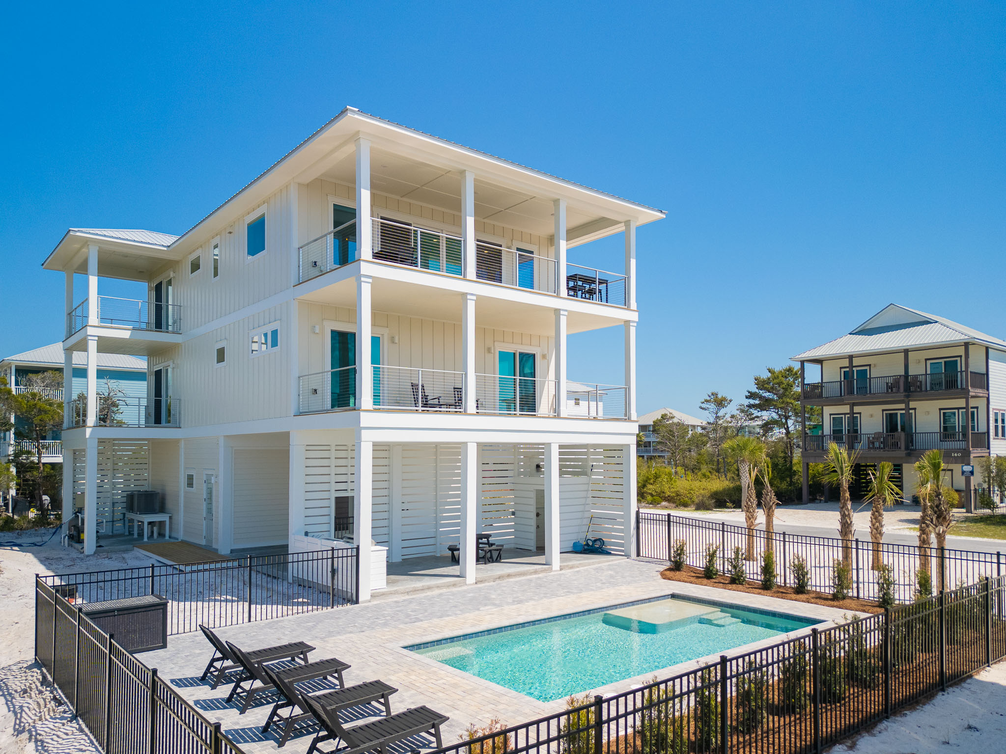 Driftwood Haven - luxury vacation rental