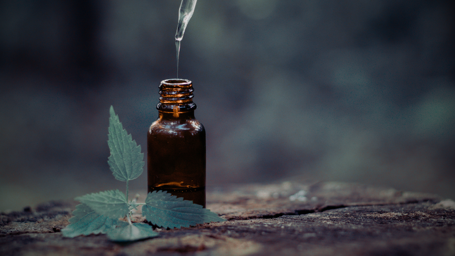 自然を感じる香りへのこだわり 〜天然精油のみで創る上質な香り〜