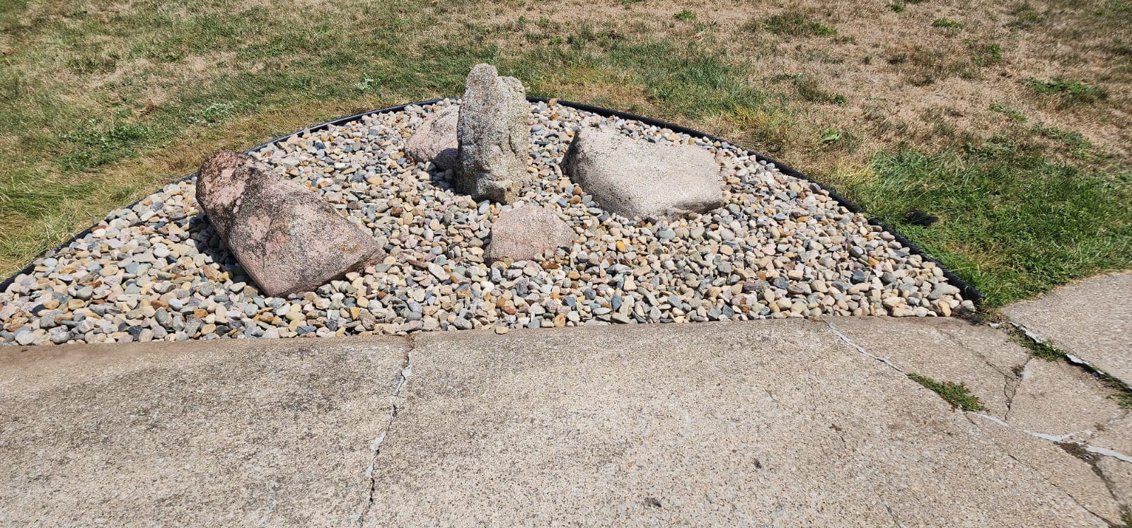 Mulch & Rock Installation - Image 2