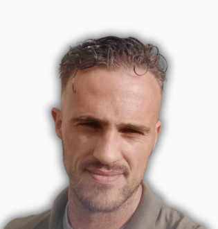 Charles avec une conductrice partenaire