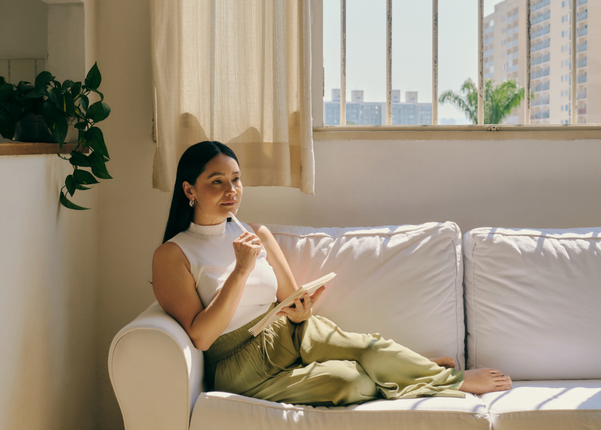 Stress-driven facial changes in high-functioning women High-functioning professional woman - ideal client portrait