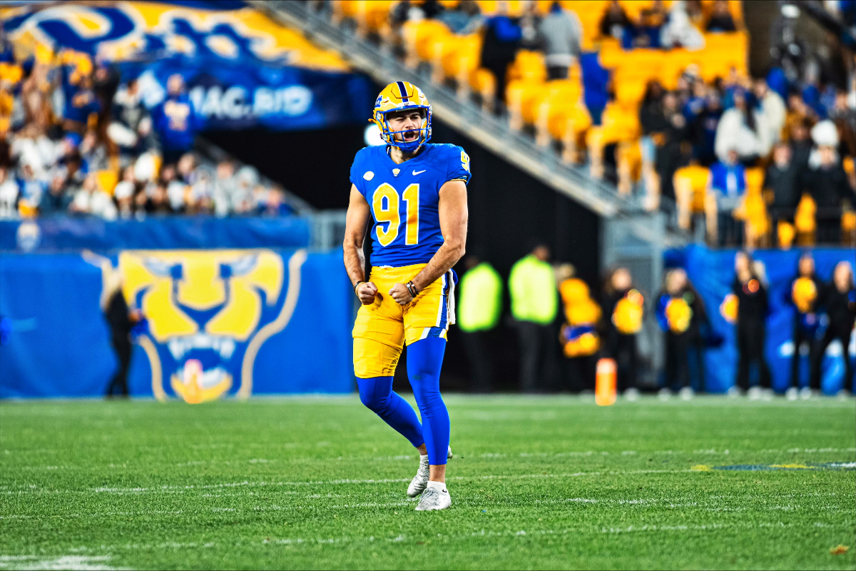 Caleb Junko #91 University of Pittsburgh Football
