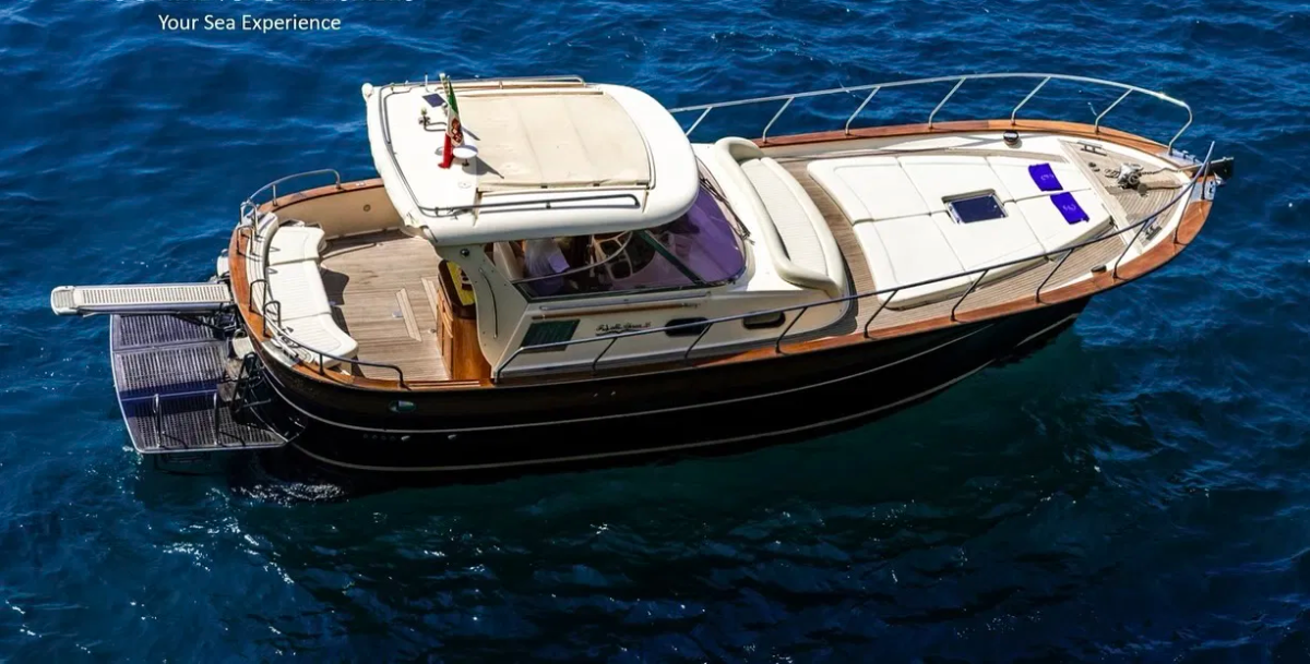 Gozzo Aprea 36 - Barco de Luxo