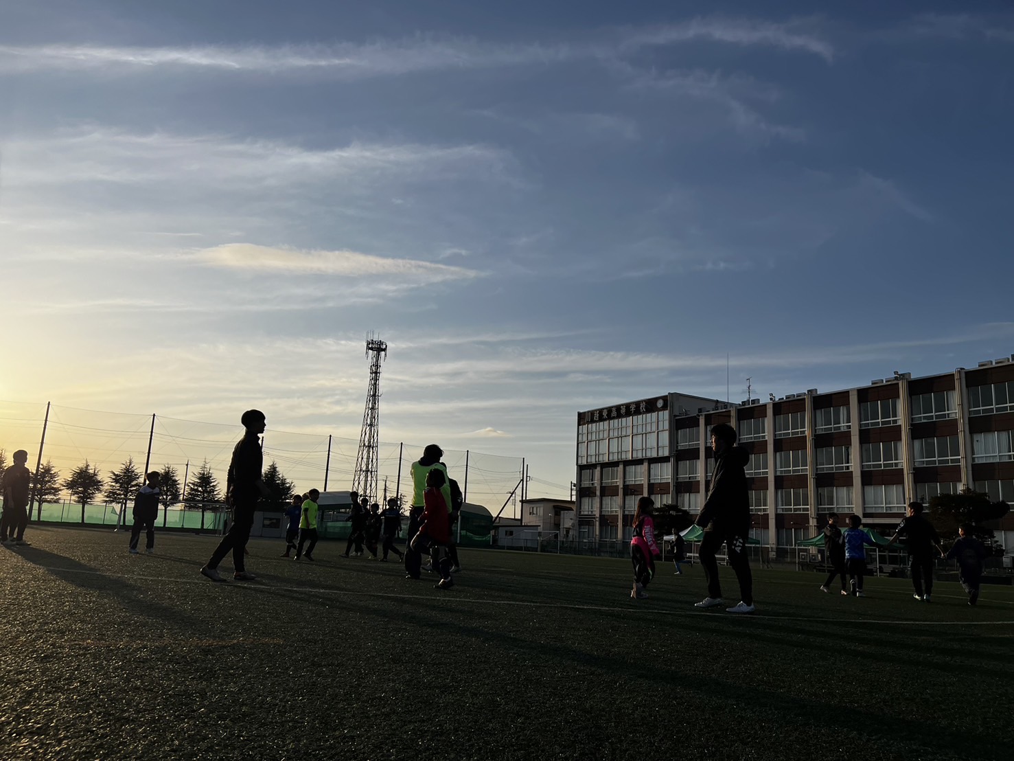なぜ高校サッカー部で指導する人が、小学生のチームを立ち上げたのか