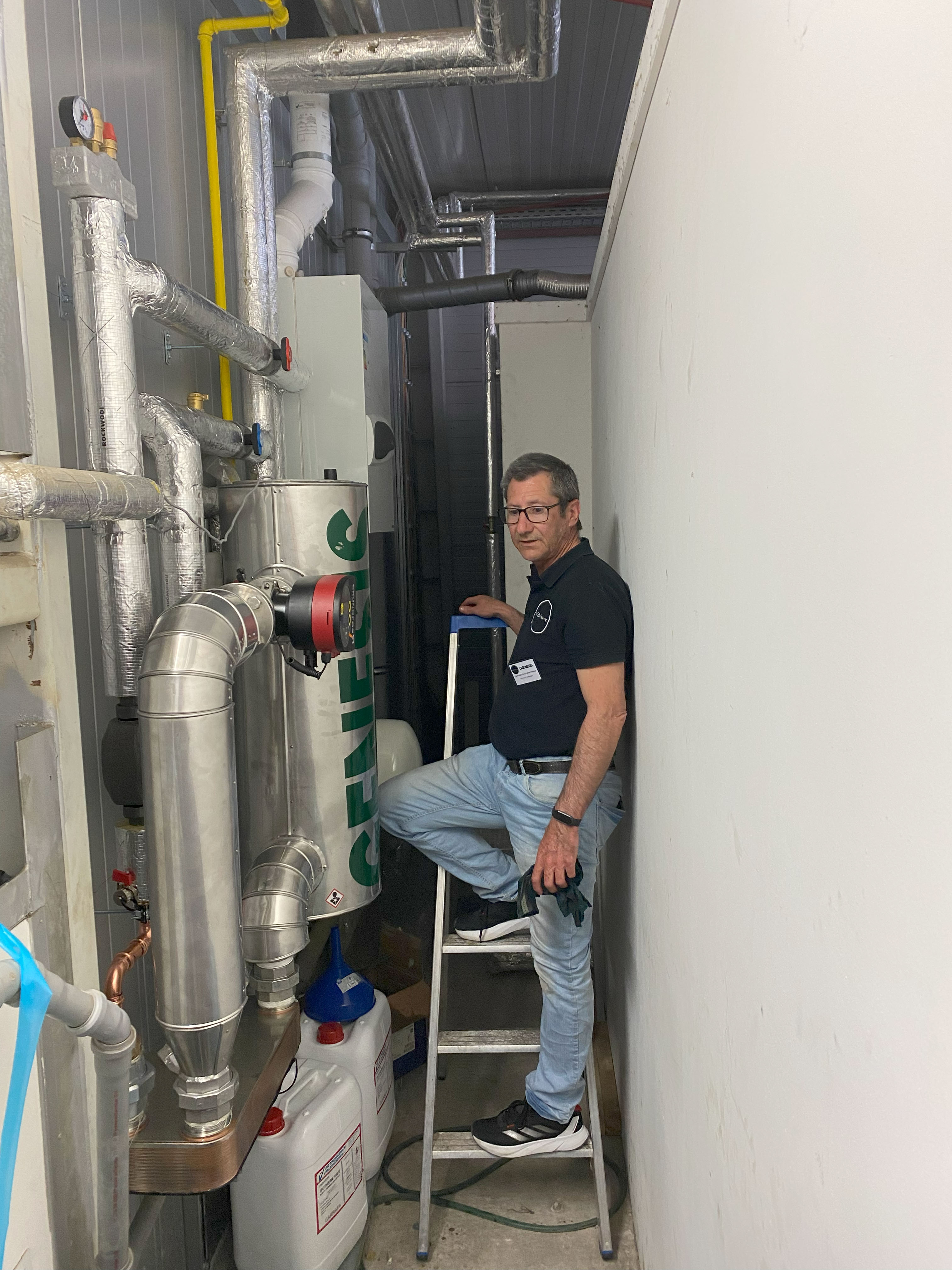 Instalación de la Génesis industrial.