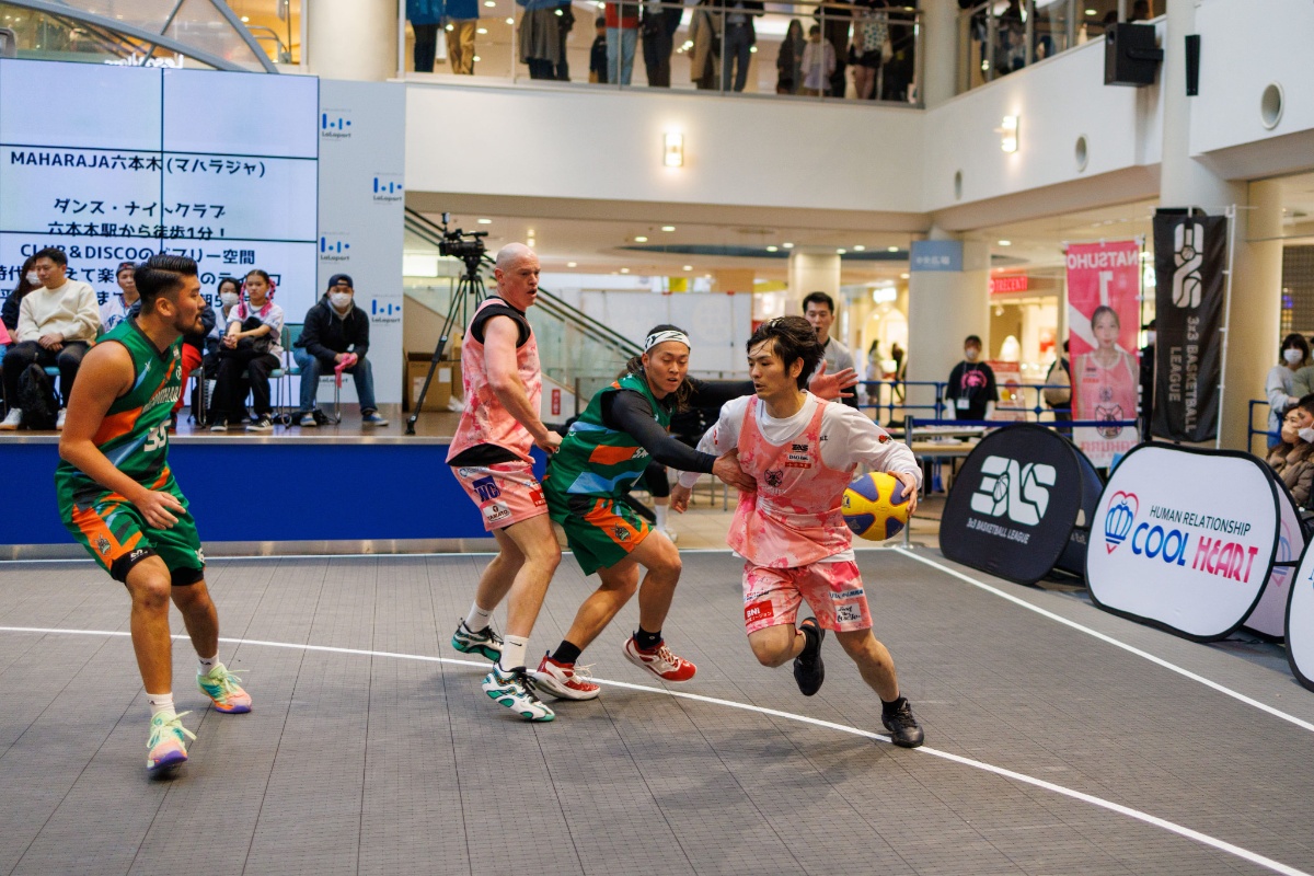 社会へ還元する