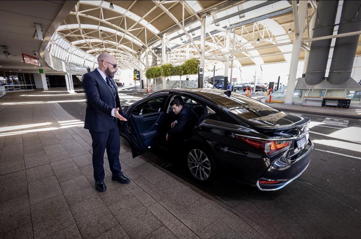 Sydney Luxe Transport Professional Service