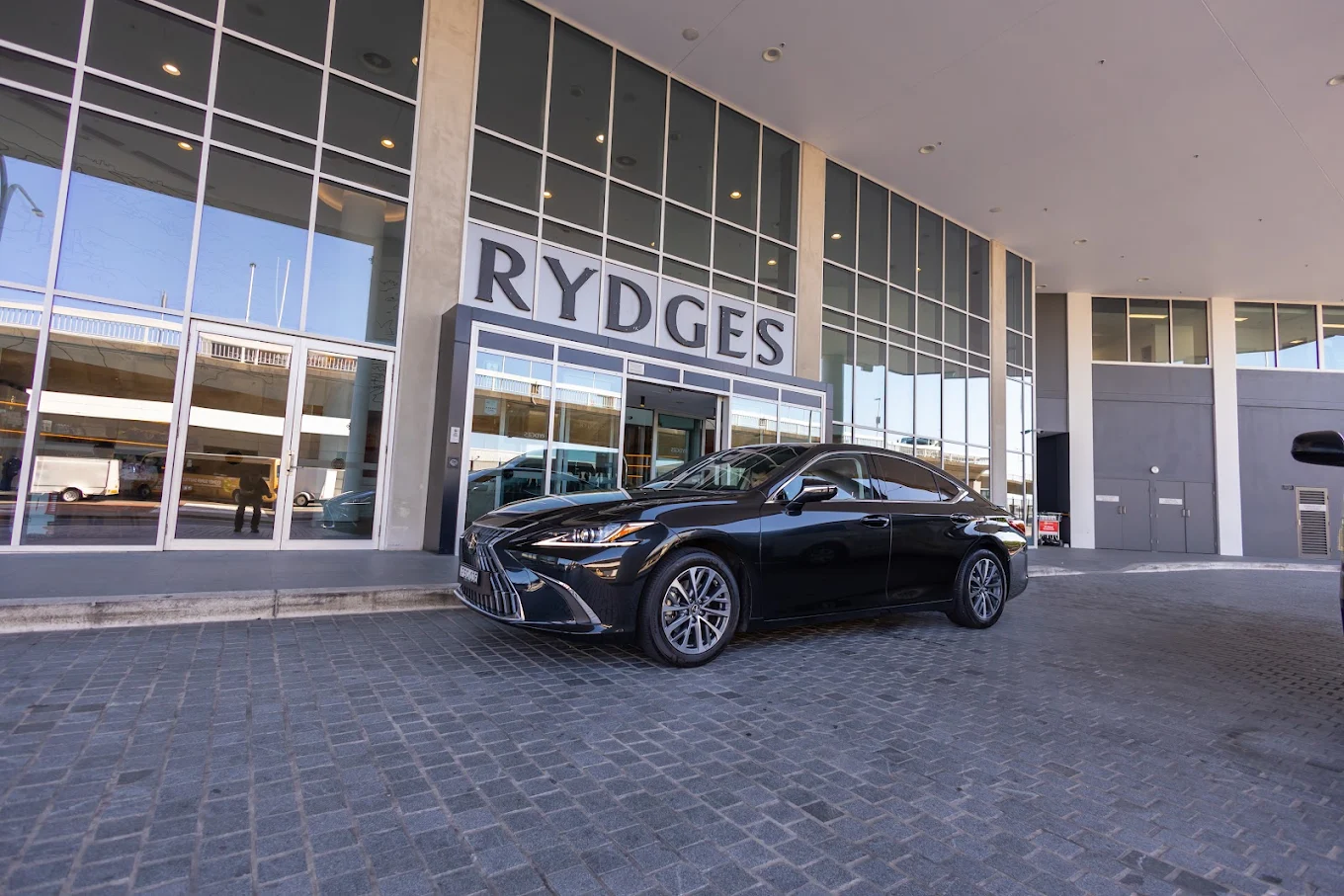 Professional hotel transfer service