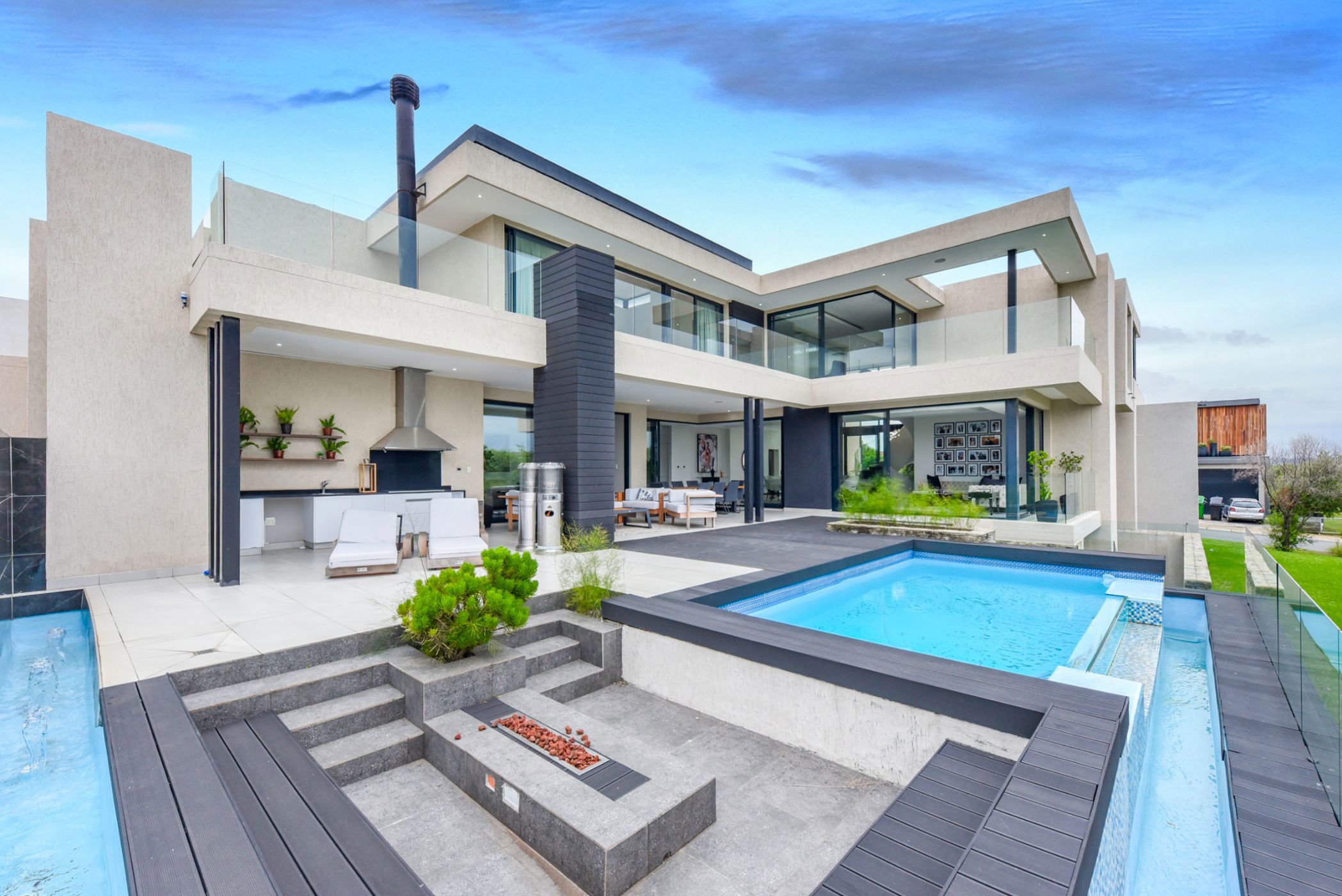 RCL Architects & Construction